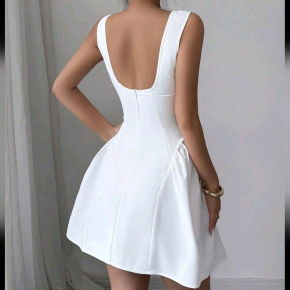 White Sleeveless DressElenzga Women's Solid Color Round Neck Waist Defined - Picture 2 of 4